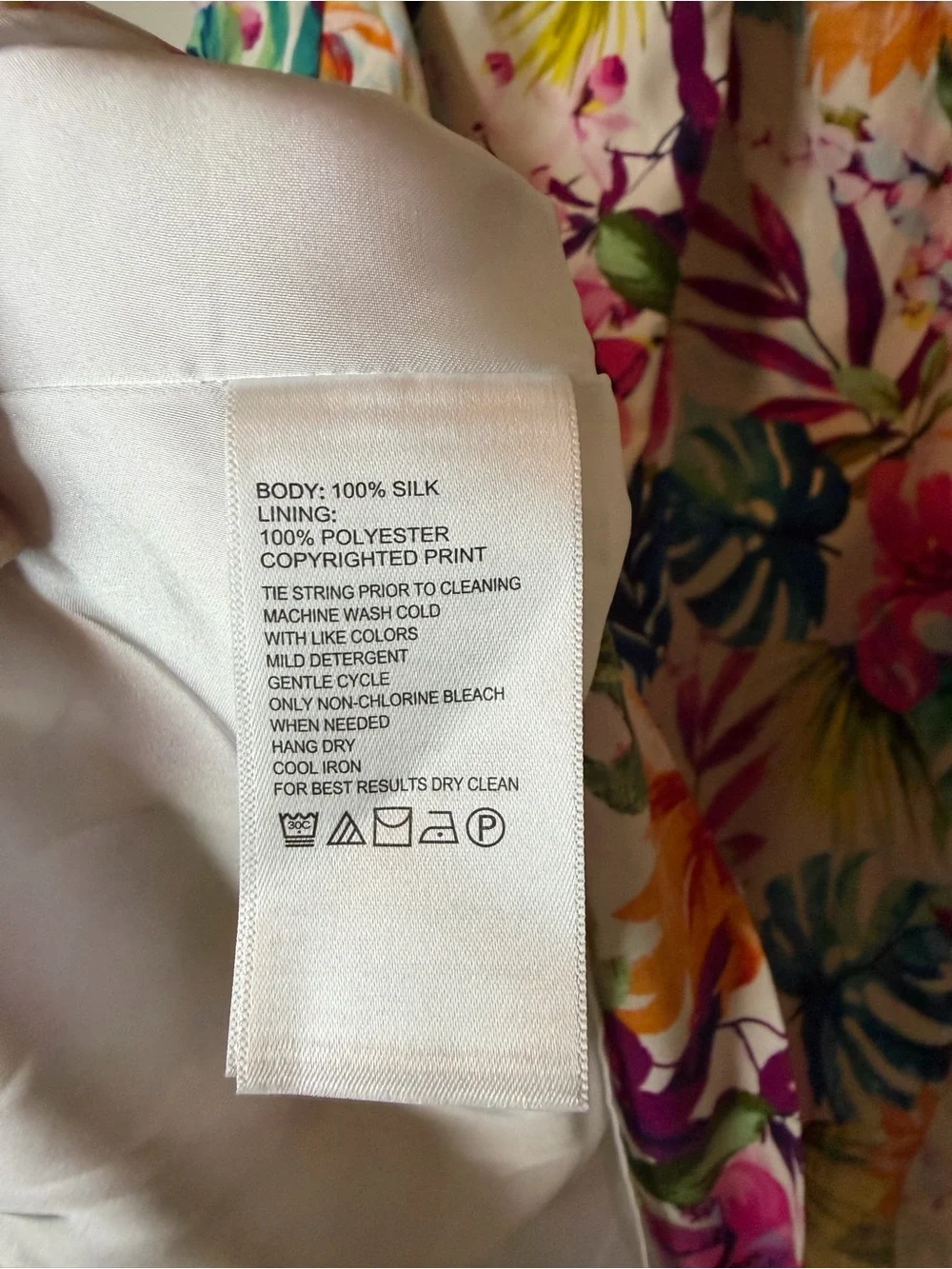 Tommy Bahama Garden of Hope and Courage Silk Dress Size SP - Picture 9 of 10